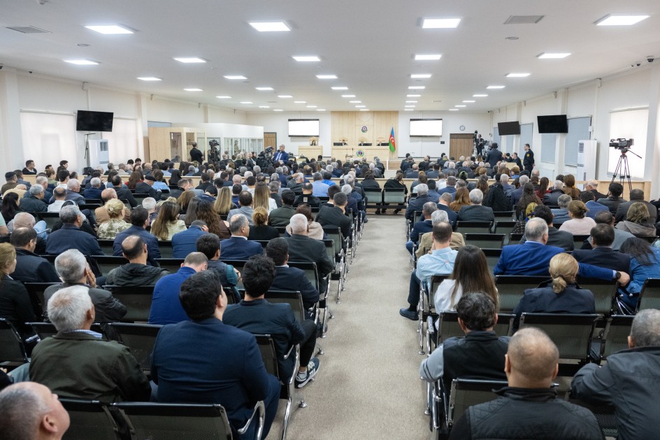 Məhkəmədə Şuşanın işğalına qədərki hadisələrlə bağlı sənədlər tədqiq olundu - FOTOLAR