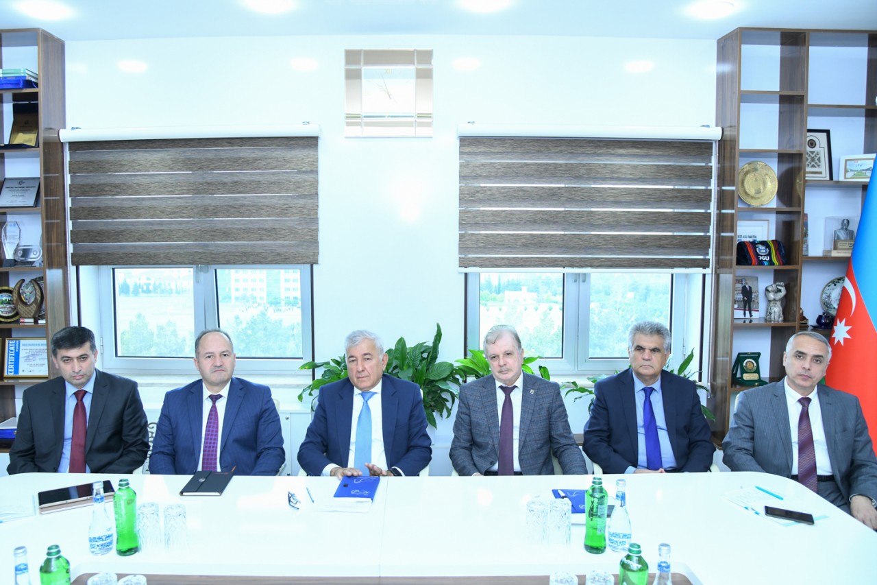 BMU ilə İRİA arasında əməkdaşlıq müzakirə olunub - FOTOLAR