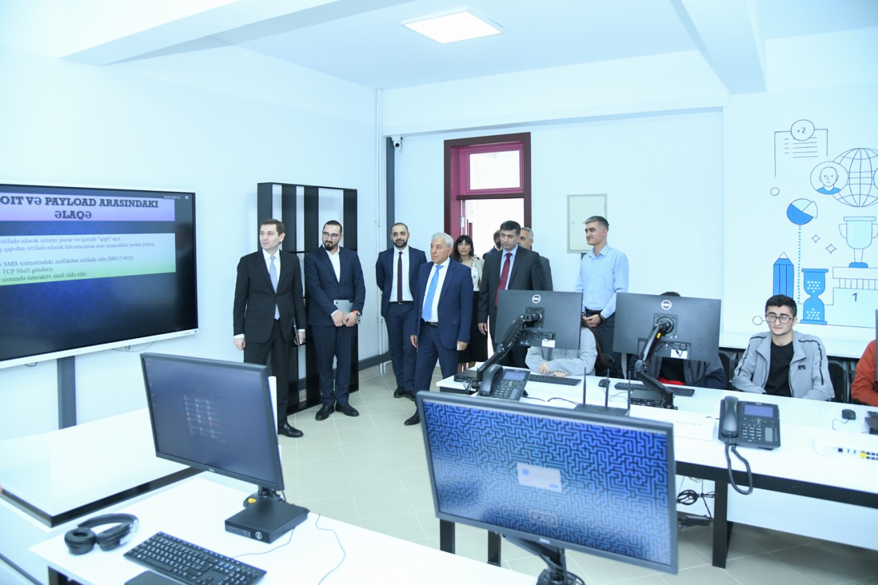 BMU ilə İRİA arasında əməkdaşlıq müzakirə olunub - FOTOLAR