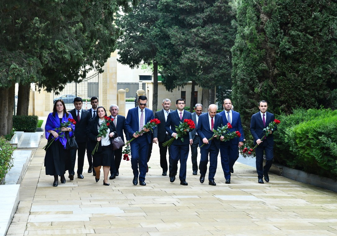 ADNSU-da beynəlxalq elmi konfrans keçirilir - FOTOLAR