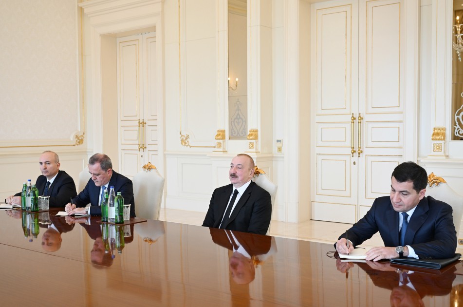 İlham Əliyev ATƏT-in Baş katibini qəbul etdi - FOTOLAR (YENİLƏNİB)