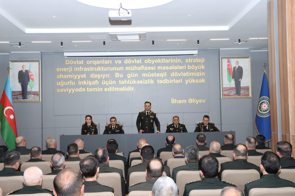SOMDA-nın hərbi qulluqçularına orden və medallar təqdim olunub - FOTOLAR