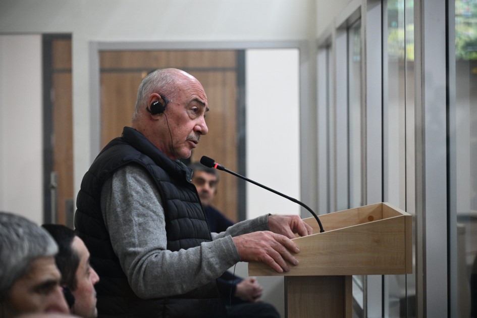 "Ermənilər əvvəlcə daş terroruna başladılar" - Məhkəmə