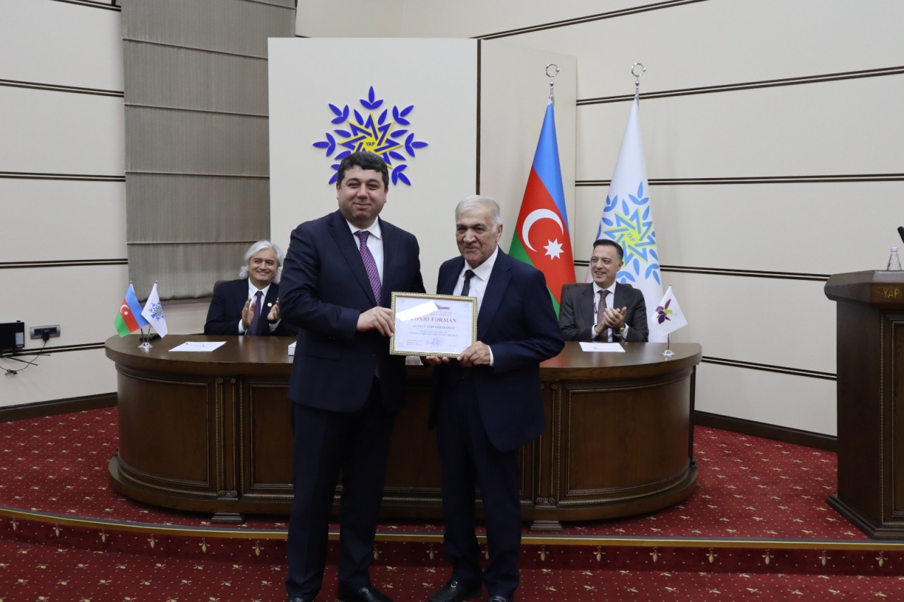 YAP Yasamal rayon təşkilatı Zərifə Əliyevaya həsr olunmuş tədbir keçirdi - FOTOLAR