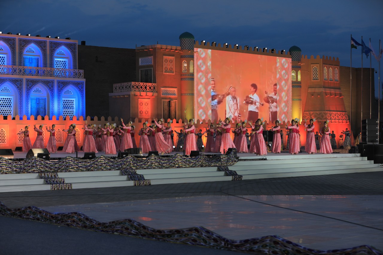 Ölkəmiz Özbəkistanda keçirilən festivalda mükafat qazandı - FOTOLAR