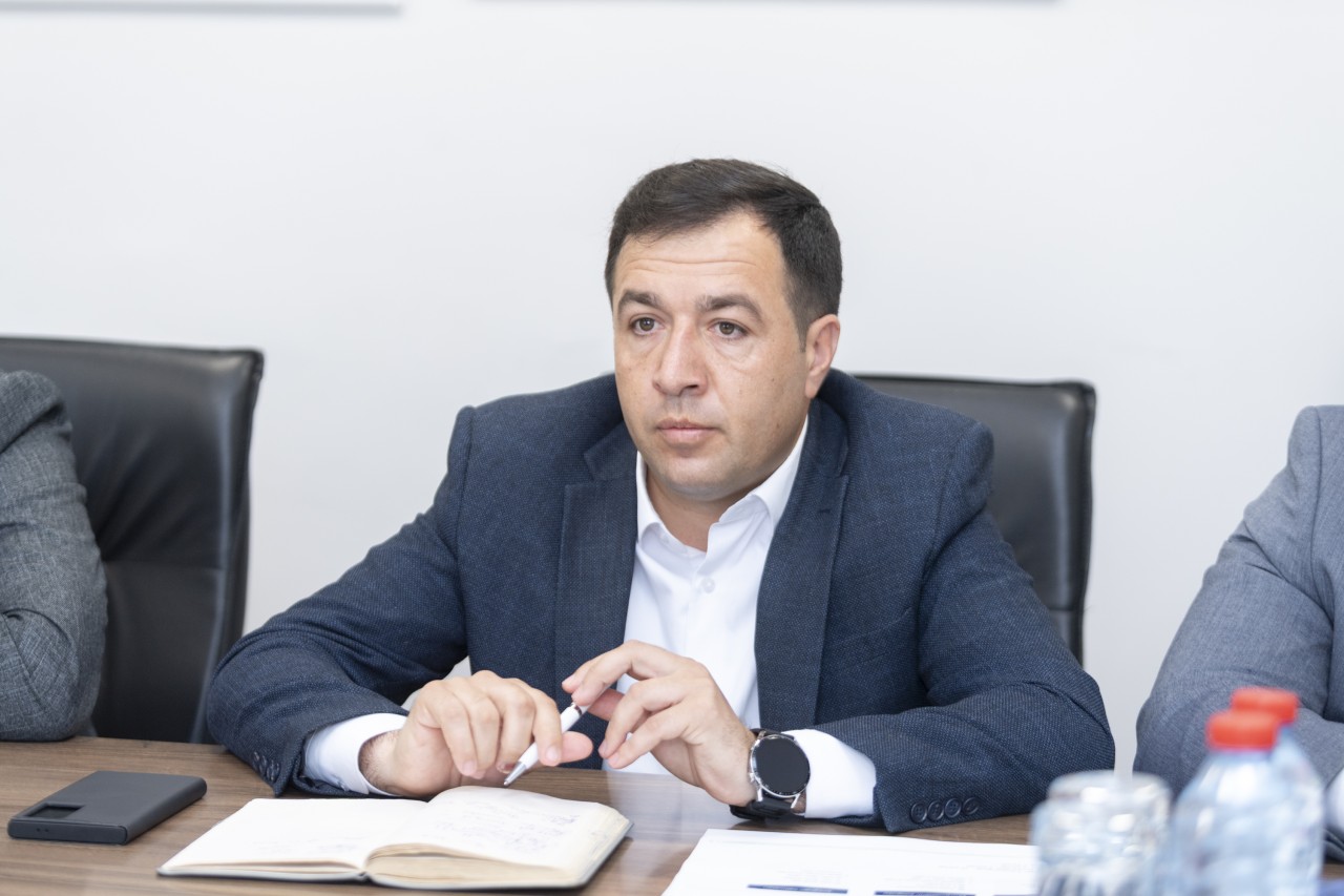 Ağalıda torpağın əkin məqsədli istifadəsinə dair icarə müqavilələrinin imzalanmasına başlanılıb - FOTOLAR