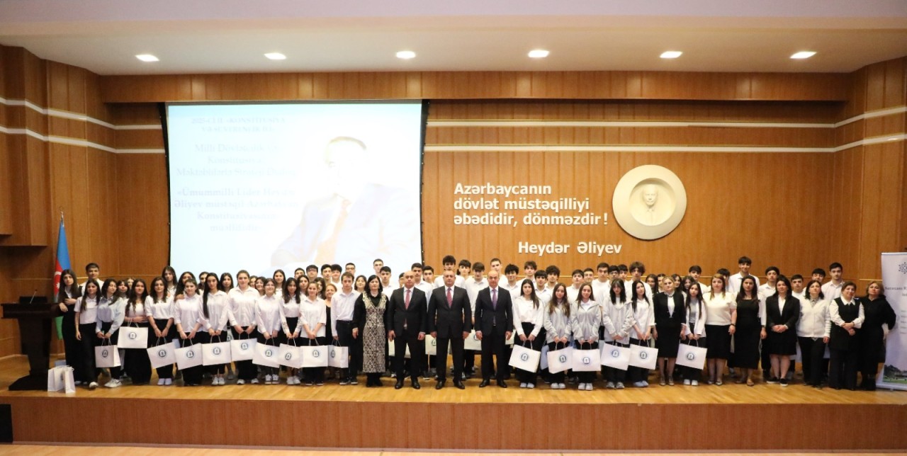 Suraxanıda Heydər Əliyevlə bağlı maarifləndirici tədbir keçirilib - FOTOLAR