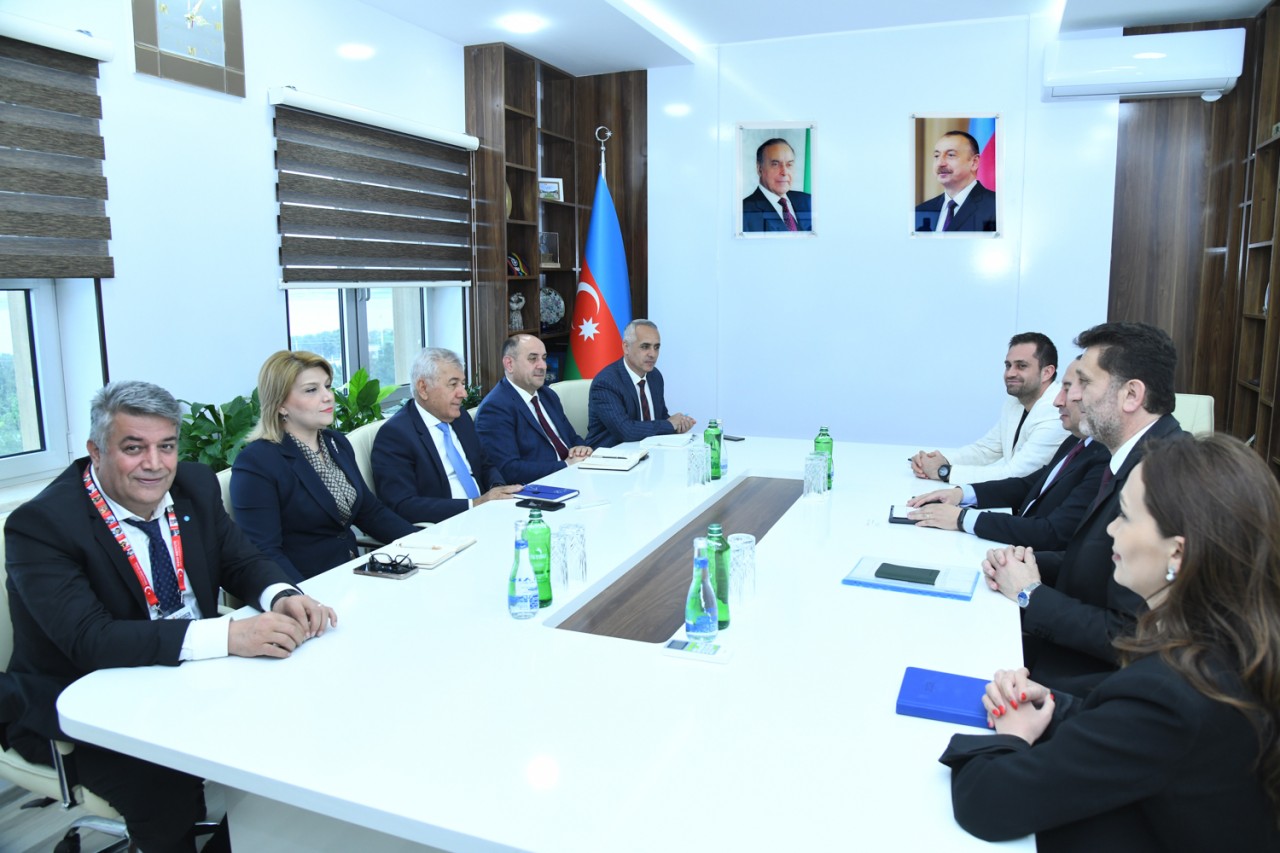 Türkiyənin  “ROKETSAN” şirkətinin nümayəndələri BMU-da - FOTOLAR