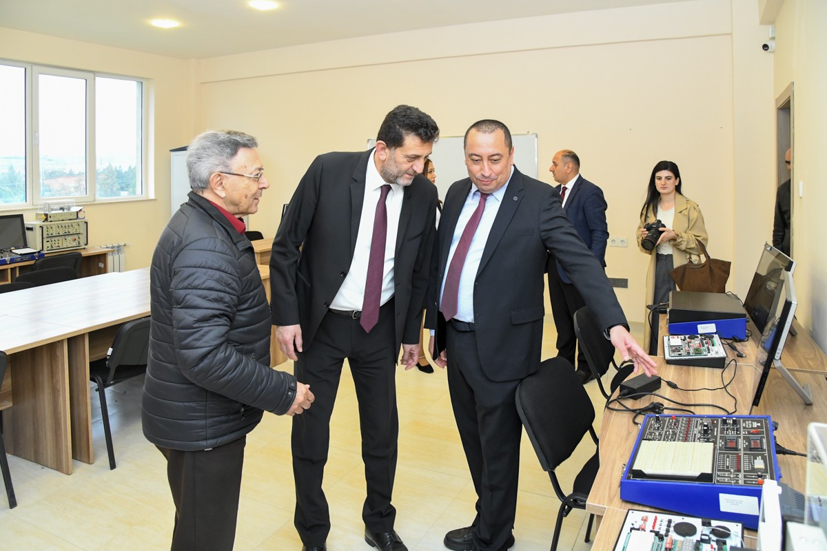 Türkiyənin  “ROKETSAN” şirkətinin nümayəndələri BMU-da - FOTOLAR