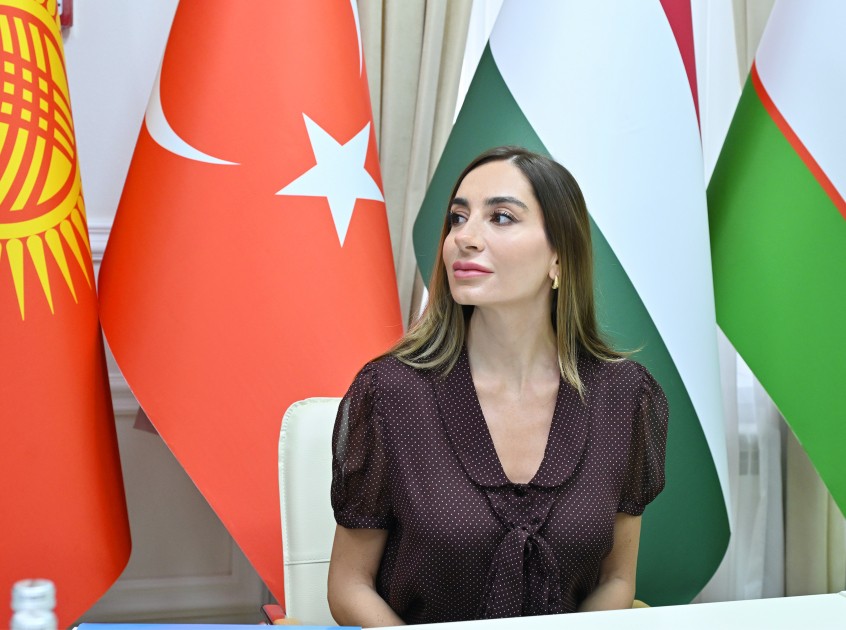 Leyla və Arzu Əliyeva Türk Mədəniyyəti və İrsi Fondunu ziyarət ediblər - FOTOLAR
