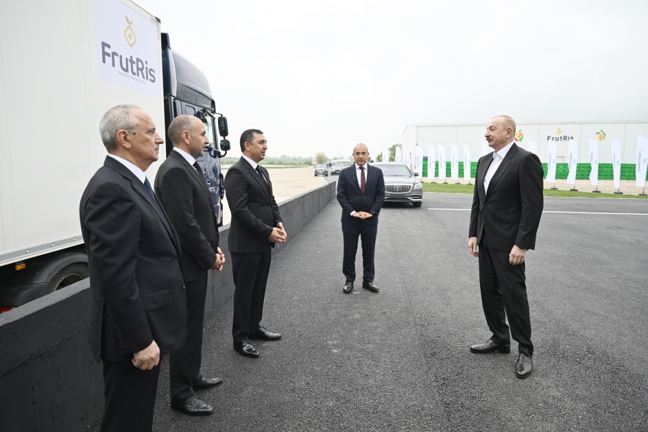 İlham Əliyev Qusarda kompleksin fəaliyyəti ilə tanış oldu - FOTOLAR