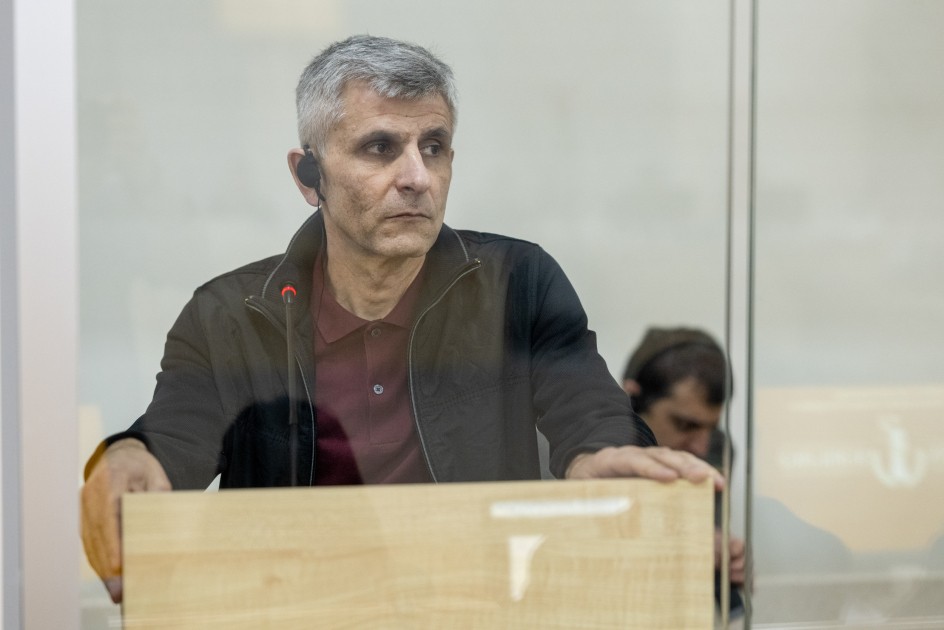 Əsgərlərimizin üzərinə benzin töküb onları diri-diri yandırıblar - MƏHKƏMƏ (FOTOLAR)