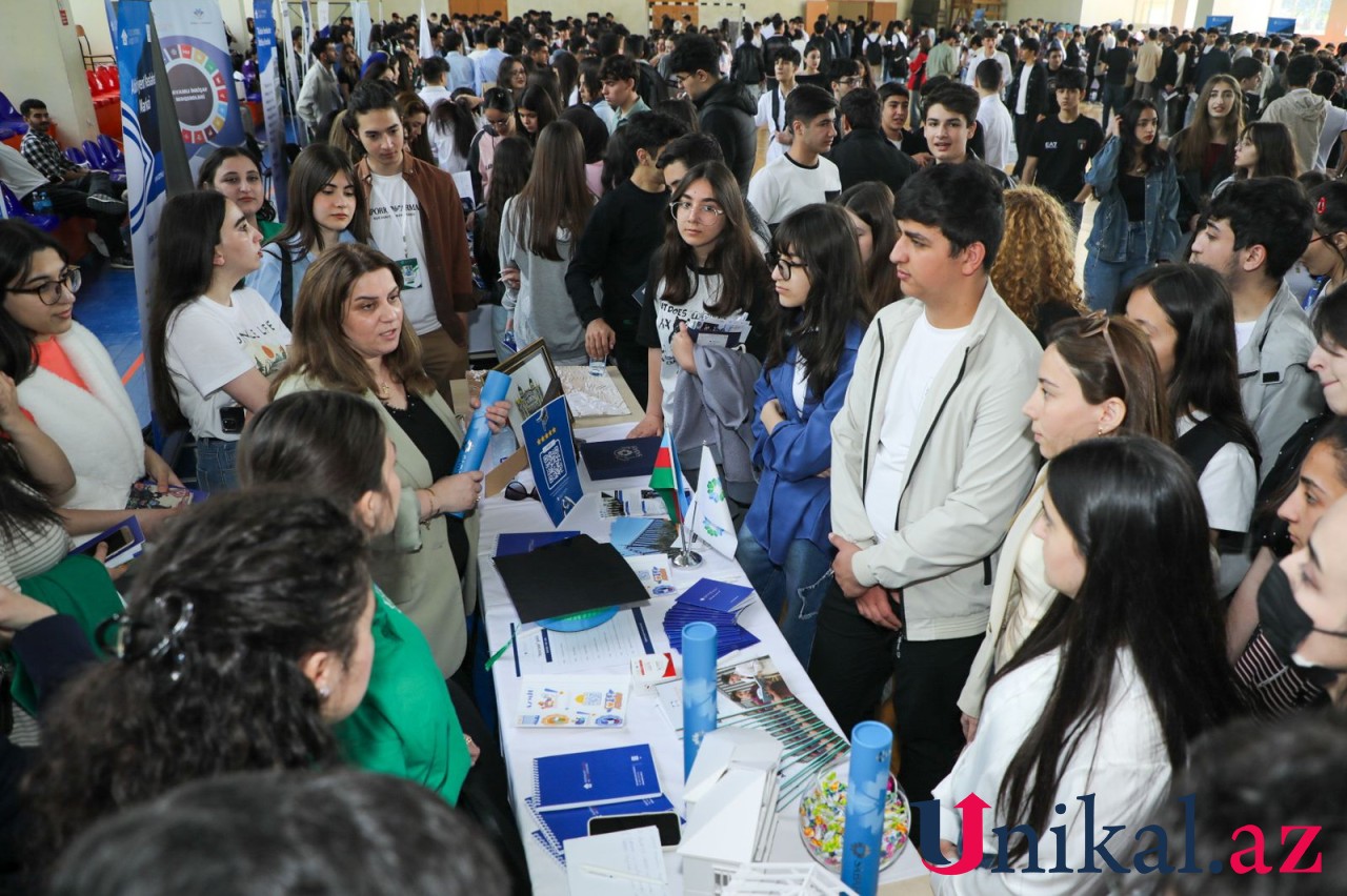 "Açıq qapı" günündə 1500-2000-dən çox abituriyent iştirak edir" - FOTOLAR