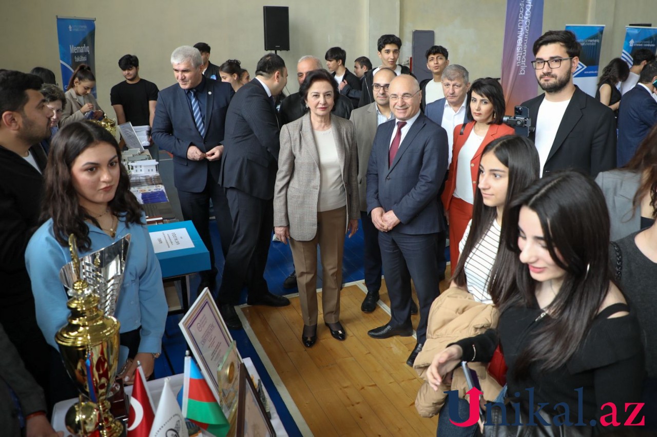 "Açıq qapı" günündə 1500-2000-dən çox abituriyent iştirak edir" - FOTOLAR