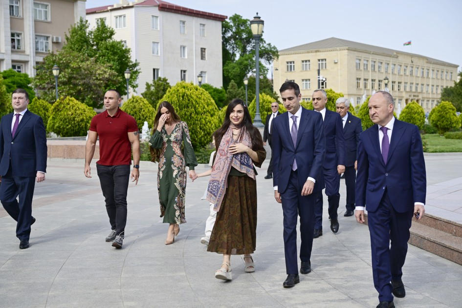Leyla və Arzu Əliyevalar Naxçıvanda - FOTOLAR