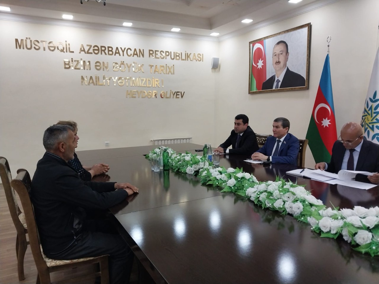 Millət vəkili seçicilərlə növbəti görüş keçirdi - FOTOLAR