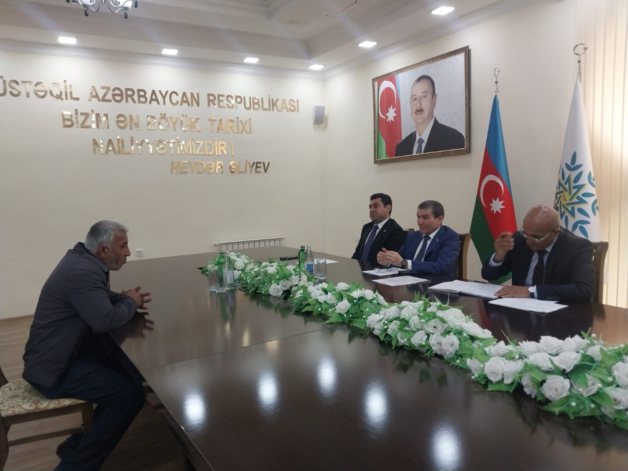 Millət vəkili seçicilərlə növbəti görüş keçirdi - FOTOLAR