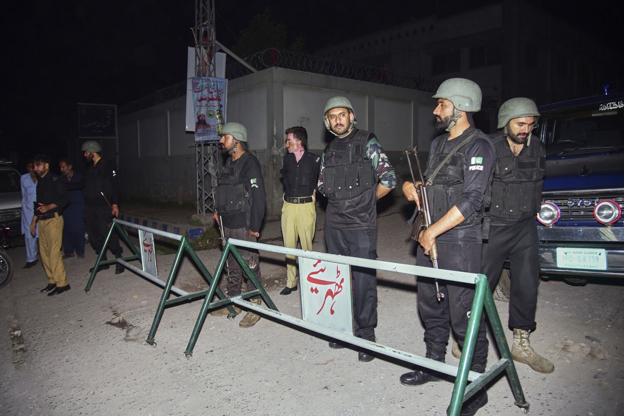 Pakistan Hindistanın 5 qırıcısını vurub - FOTOLAR