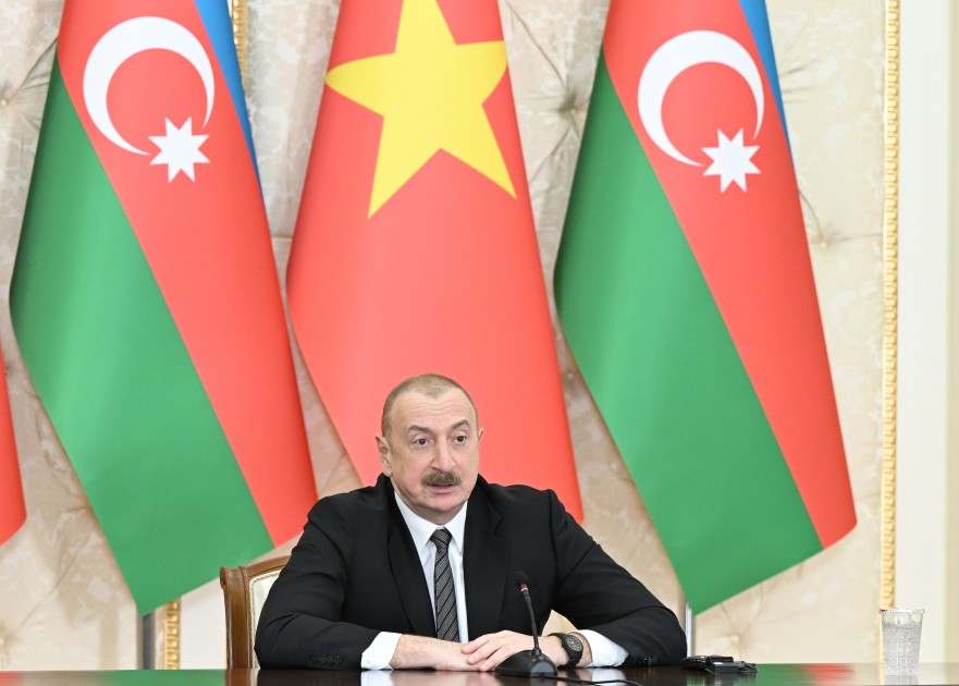 İlham Əliyev və To Lam mətbuata bəyanatlarla çıxış ediblər - YENİLƏNİB (FOTOLAR)