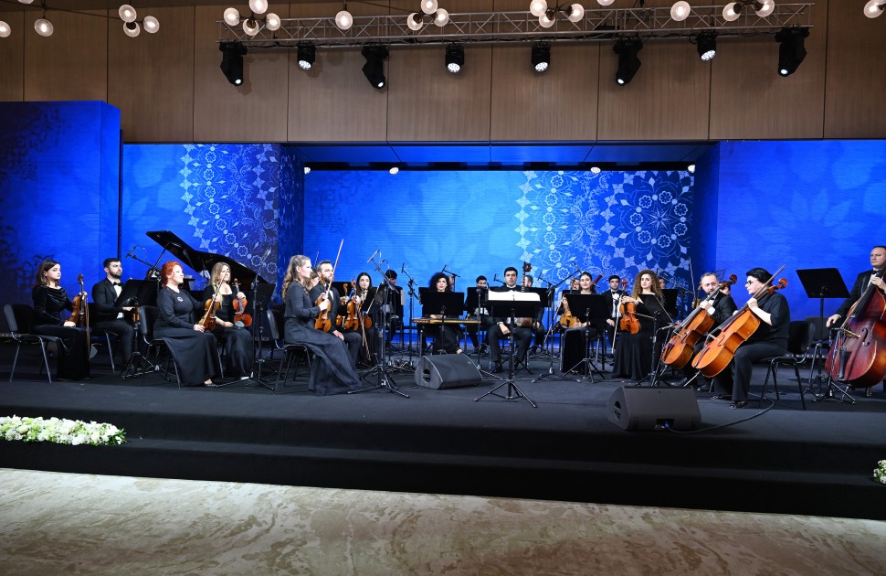 İlham Əliyev və xanımının adından ziyafət verildi - FOTOLAR