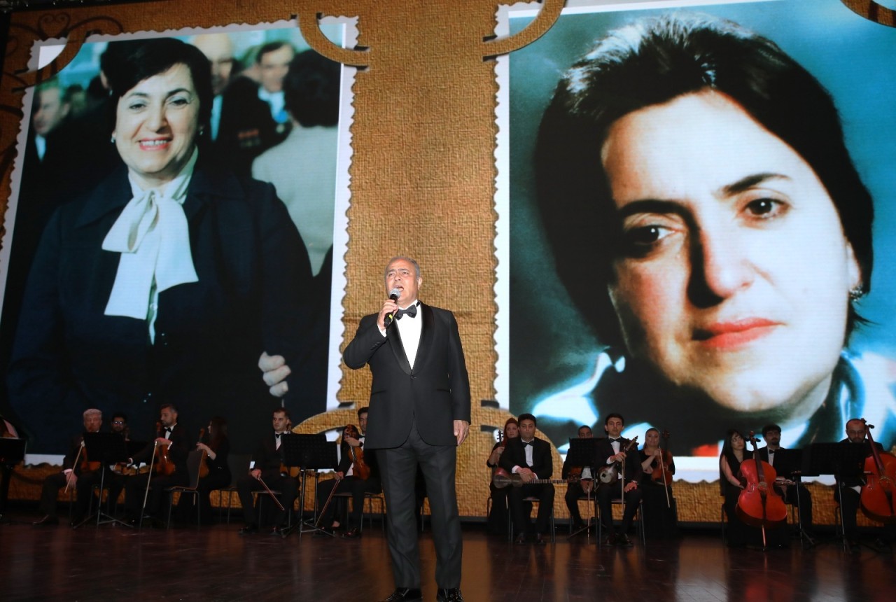 Həmkarlar İttifaqları Konfederasiyası "Sən elə bir zirvəsən" tədbiri təşkil edib - FOTOLAR