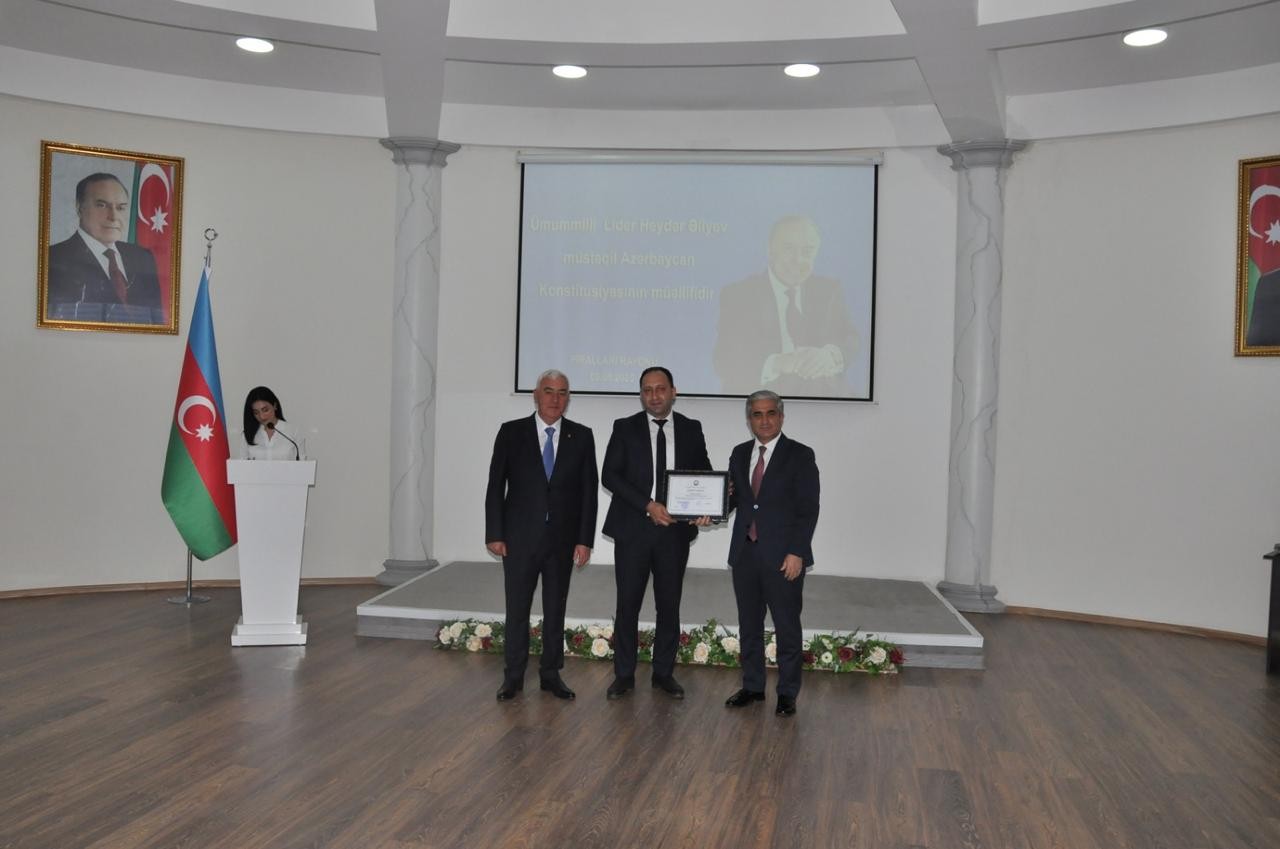 Pirallahıda ağacəkmə aksiyası və konfrans keçirilib - FOTOLAR