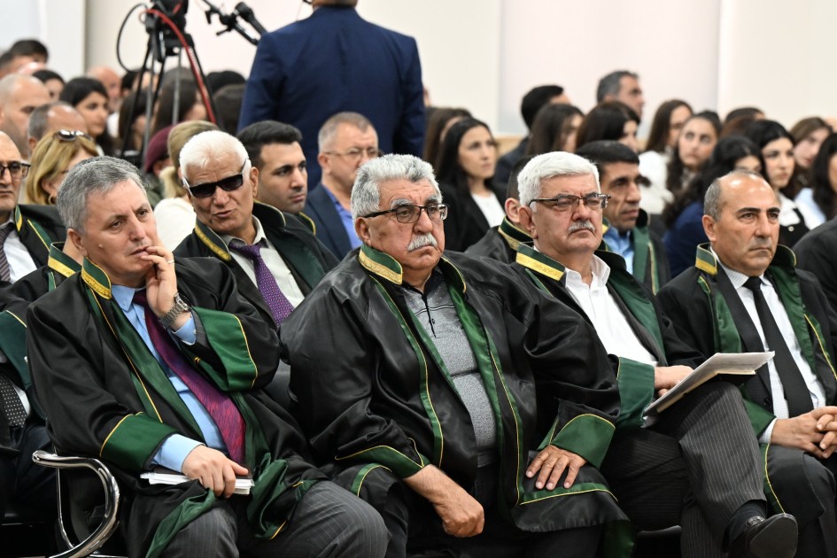 "Nənəmi “nə vaxtsa bizim ordu bu torpaqları alacaq” sözünə görə öldürdülər" - MƏHKƏMƏ (FOTOLAR)