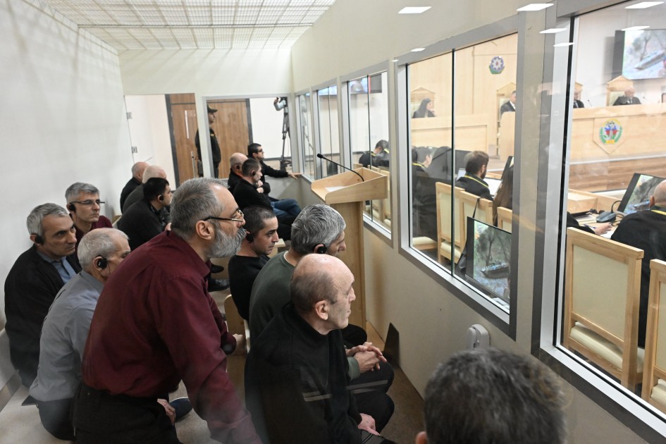 "Nənəmi “nə vaxtsa bizim ordu bu torpaqları alacaq” sözünə görə öldürdülər" - MƏHKƏMƏ (FOTOLAR)