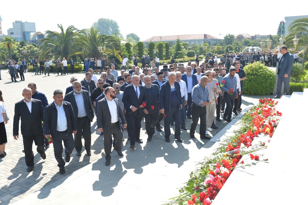 Lənkəranda Heydər Əliyevin anadan olmasının 102-ci illiyi qeyd edilib - FOTOLAR
