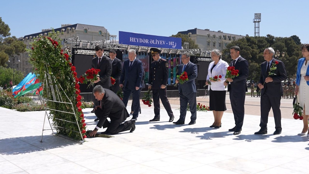 Abşeronda Heydər Əliyevin 102-ci il dönümü münasibətilə tədbirlər keçirilib - FOTOLAR