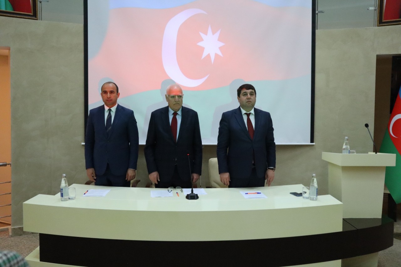 YAP Yasamal rayon təşkilatı Heydər Əliyevlə bağlı konfrans keçirib - FOTOLAR