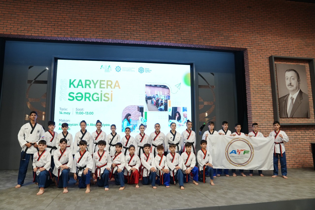 ASA-da Karyera Sərgisi təşkil olunub - FOTOLAR