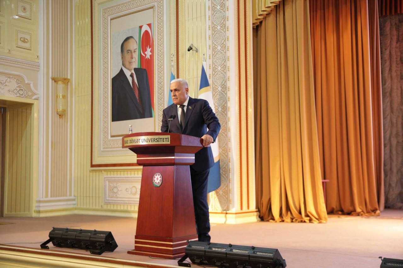 BDU-da milli mətbuatın 150 illik yubileyinə həsr olunmuş beynəlxalq konfrans keçirilib - FOTOLAR