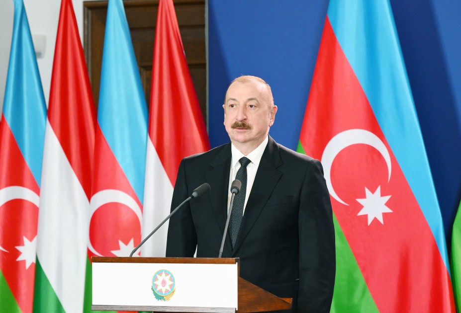 İlham Əliyev və Viktor Orban mətbuata birgə bəyanatla çıxış ediblər - FOTOLAR (YENİLƏNİB)