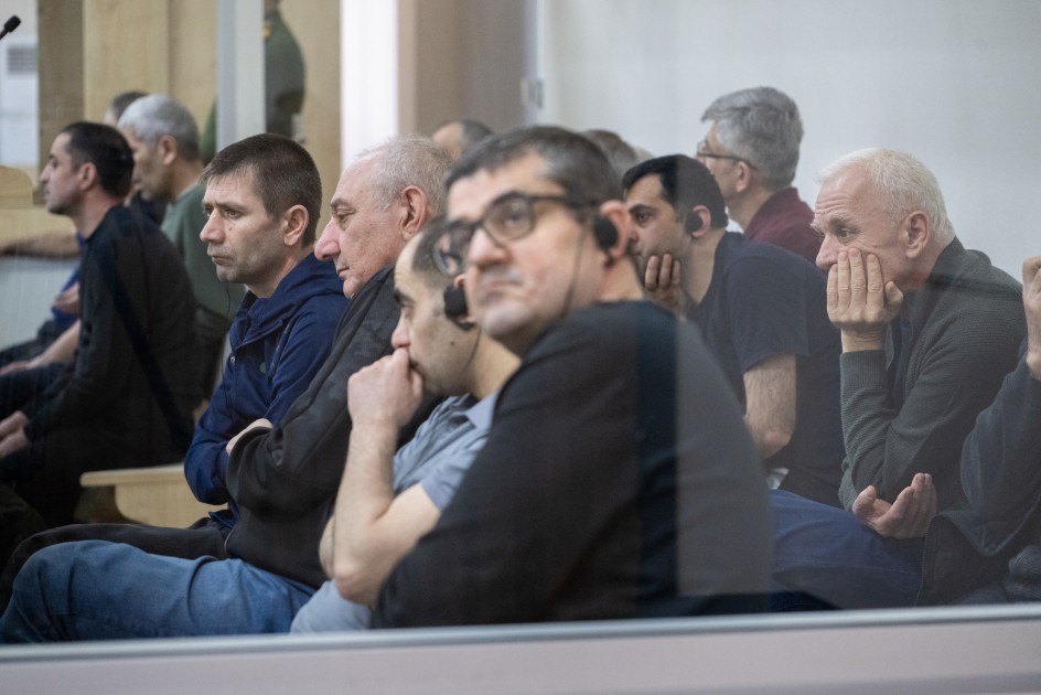 "Komandirlərdən biri qardaşım olub" - İşğal etirafları (FOTOLAR)