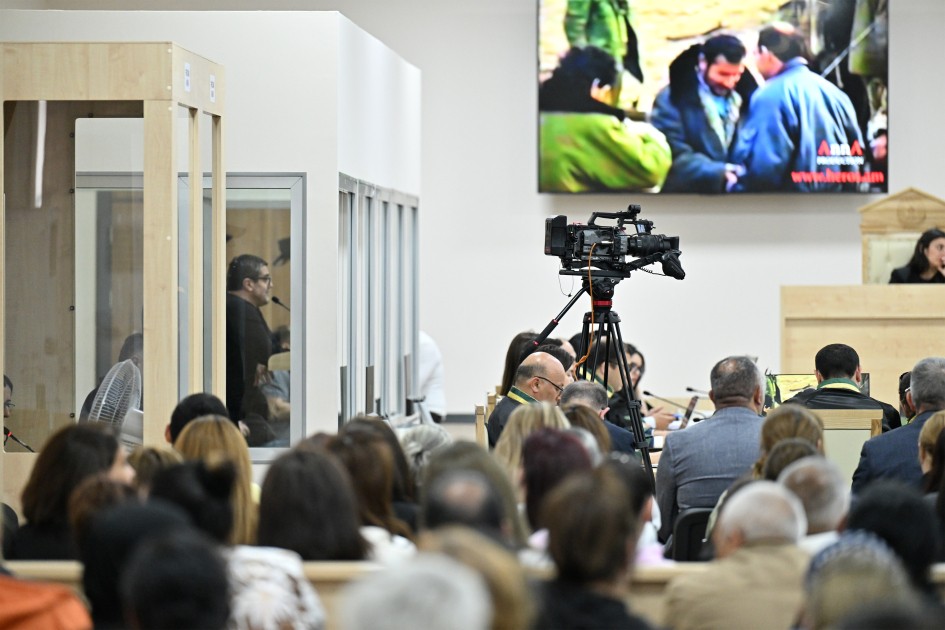 "Komandirlərdən biri qardaşım olub" - İşğal etirafları (FOTOLAR)
