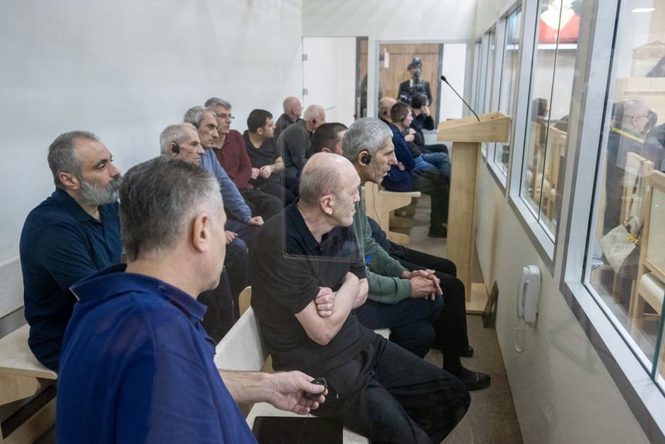 "Komandirlərdən biri qardaşım olub" - İşğal etirafları (FOTOLAR)