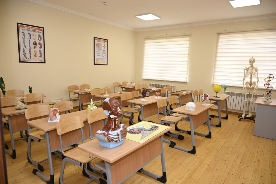 Prezident “Talıstan” liseyinin açılışında - FOTOLAR (YENİLƏNİB)