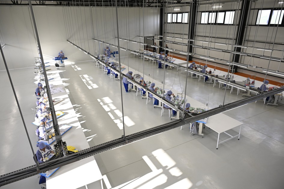 İlham Əliyev Laçında iki fabrikin açılışını etdi - FOTOLAR (YENİLƏNİB)