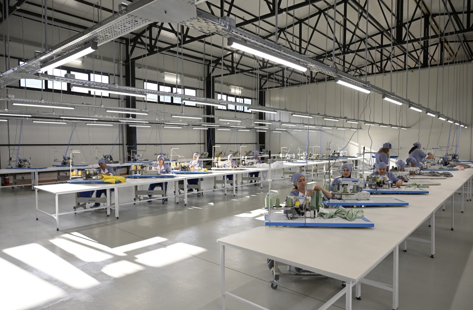 İlham Əliyev Laçında iki fabrikin açılışını etdi - FOTOLAR (YENİLƏNİB)