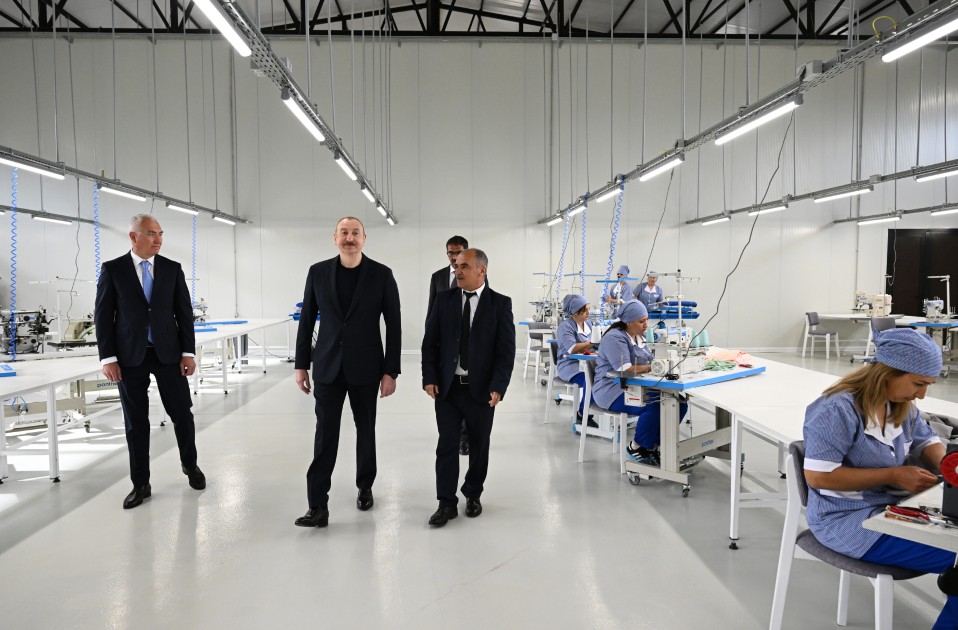 İlham Əliyev Laçında iki fabrikin açılışını etdi - FOTOLAR (YENİLƏNİB)