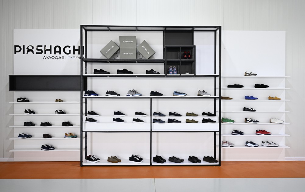 İlham Əliyev Laçında iki fabrikin açılışını etdi - FOTOLAR (YENİLƏNİB)