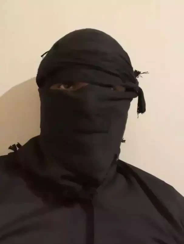 Üzlərini gizlədib, Şahzadəni hədələdilər - FOTOLAR