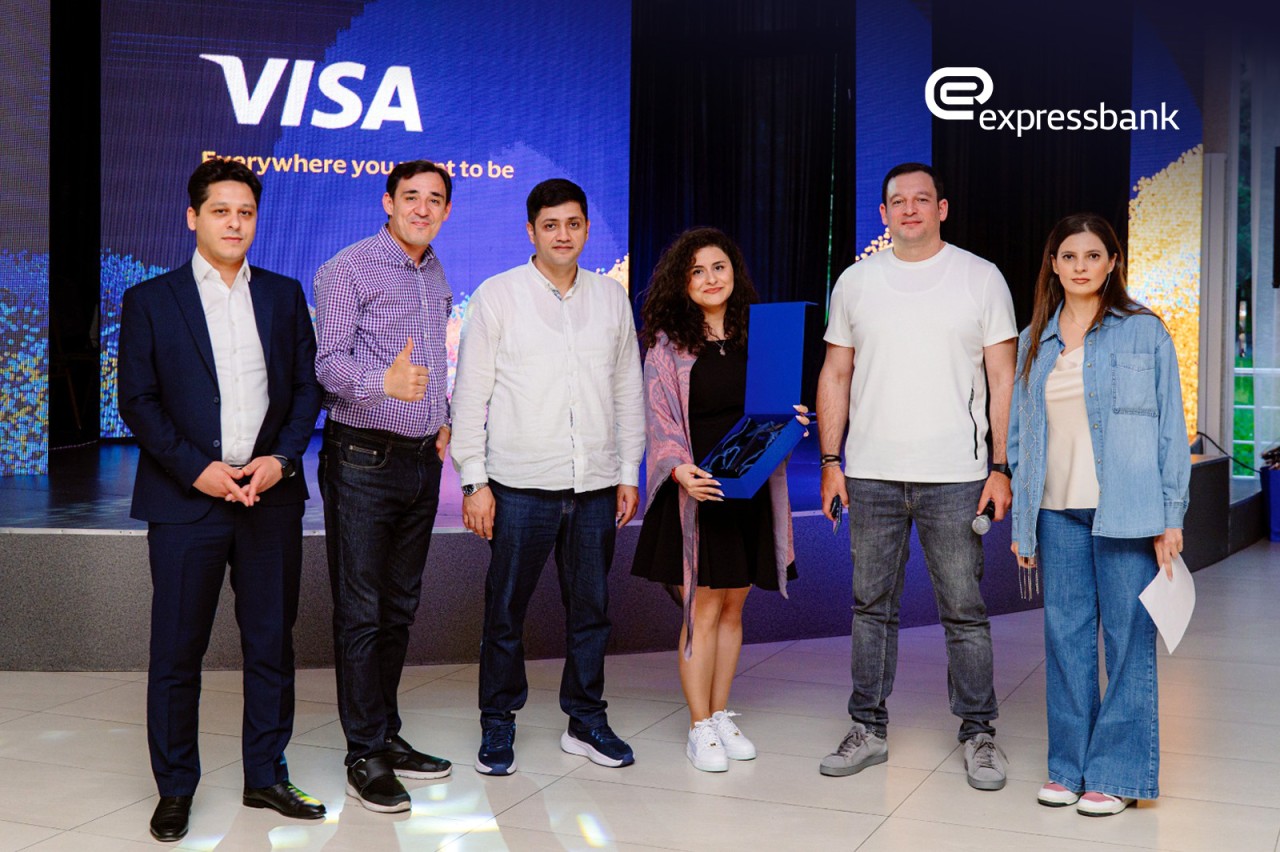 "Expressbank" VISA tərəfindən mükafatlandırıldı - FOTO