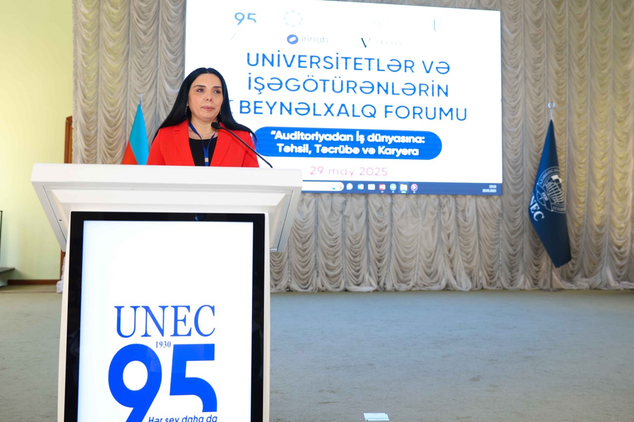 UNEC-də beynəlxalq forum keçirilib - FOTOLAR