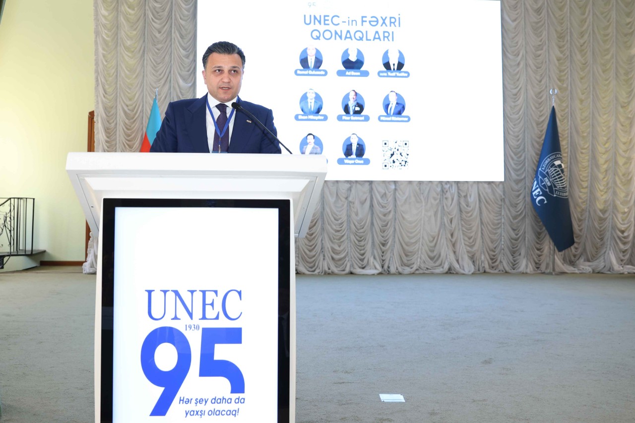 UNEC-də beynəlxalq forum keçirilib - FOTOLAR