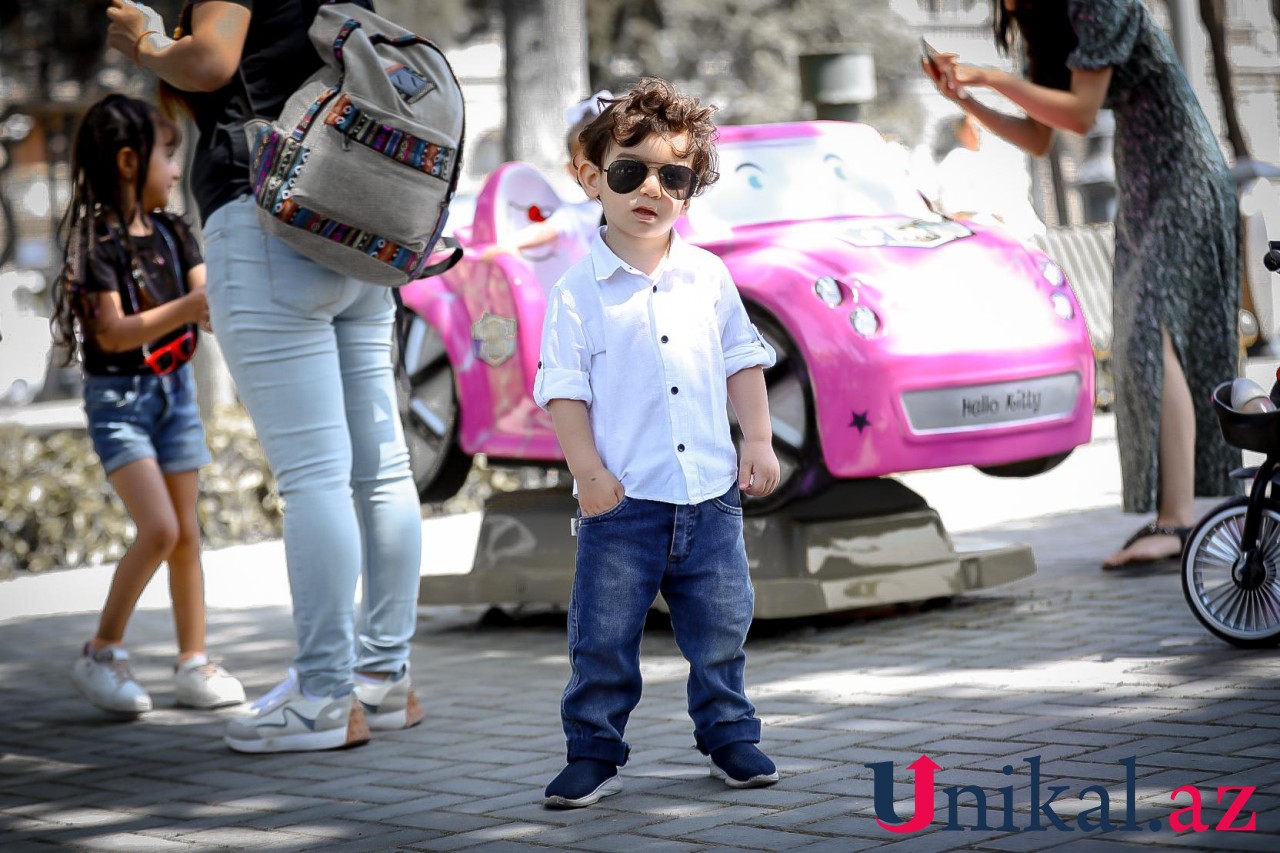 Uşaqların bayram sevinci - FOTOLAR