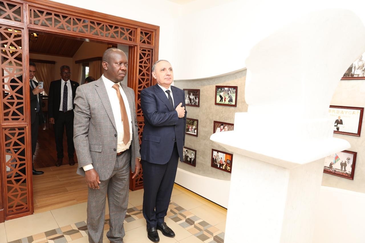 Baş prokuror Keniyaya səfər etdi - FOTOLAR