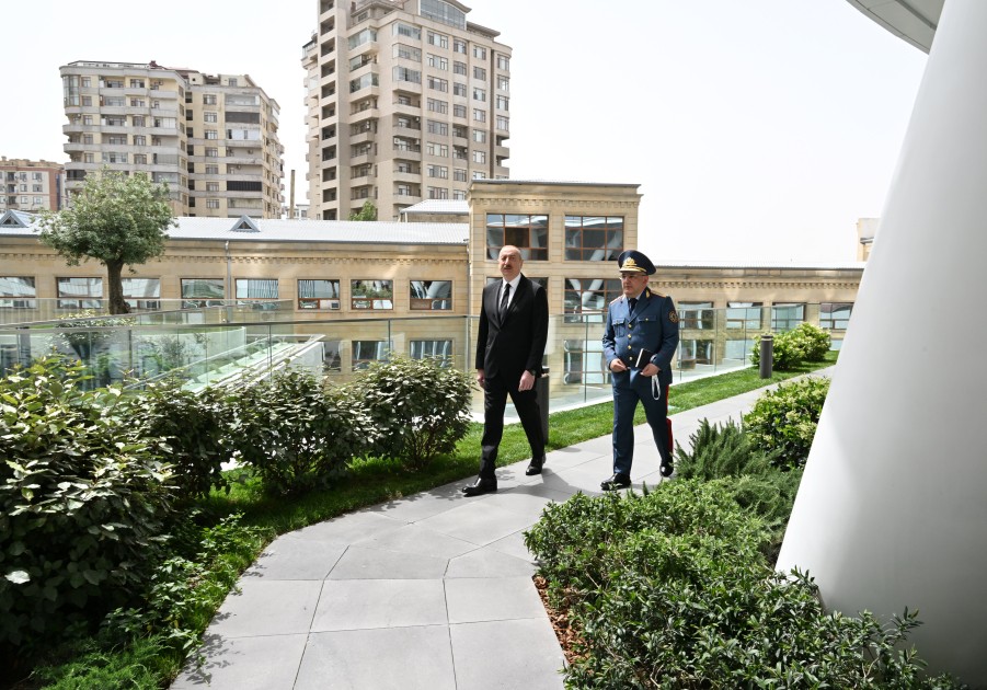 İlham Əliyev Gömrük Komitəsinin yeni binasının açılışını etdi - FOTOLAR