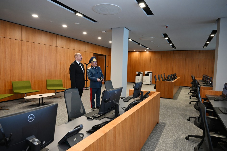 İlham Əliyev Gömrük Komitəsinin yeni binasının açılışını etdi - FOTOLAR